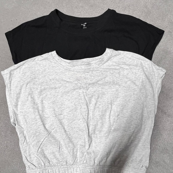 Victoria's secret sweatshirt and 4 crop tops bundle - Picture 4 of 7